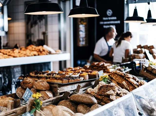 How Smart Shops Are Enhancing Customer Experience with Technology