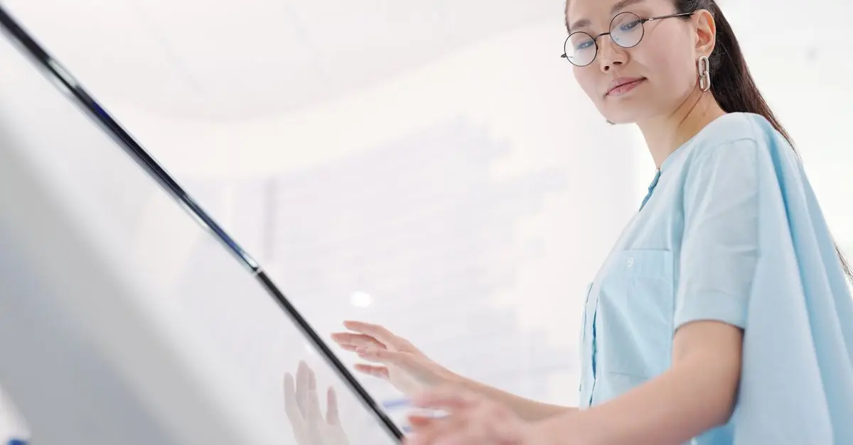 10 Innovative Smart Shop Features to Enhance Customer Experience