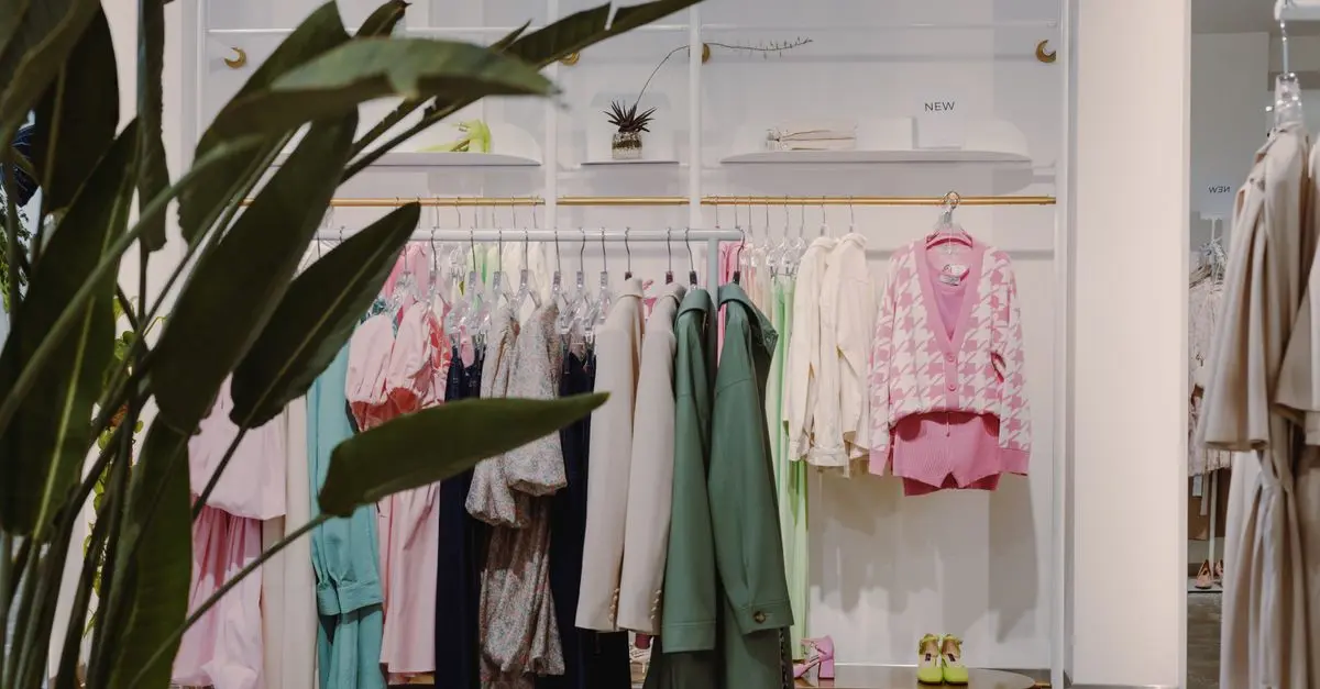 The Future of Smart Shops: Innovations to Watch