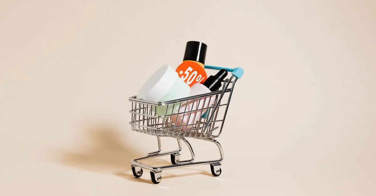 Strategies for Competitive Pricing in Smart Shops