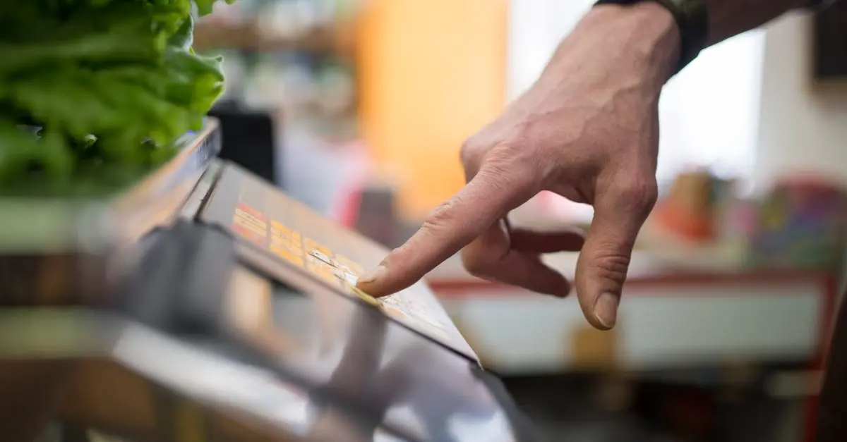 Innovative Technologies Transforming Smart Shops