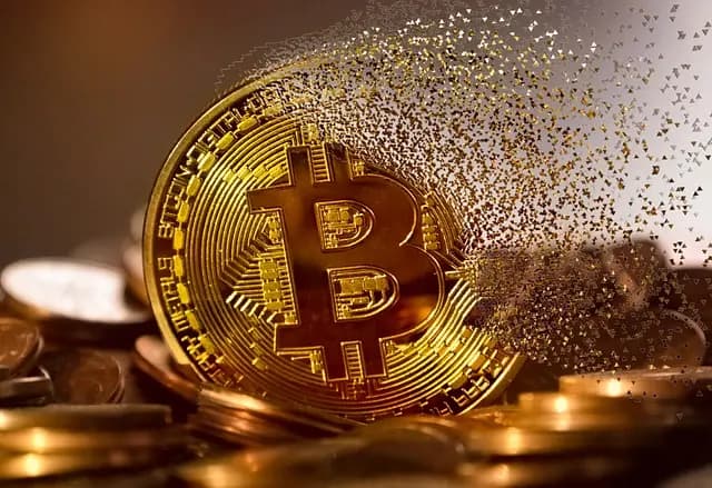 Exploring the Role of Blockchain in Smart Shops